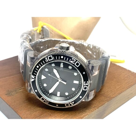Invicta Men's Watch 32330 Pro Diver Black Dial Quartz Gray Rubber Strap Quartz - Picture 9 of 13